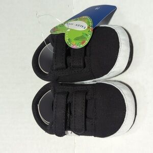 Valen Sina Black Baby Shoes Size 19 or 1 - New